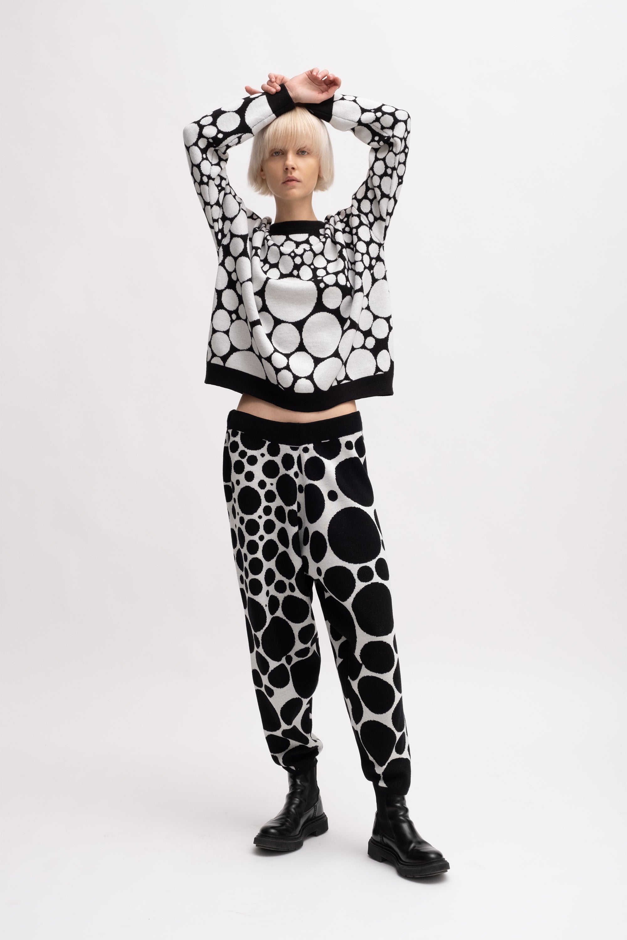 Dots sweater