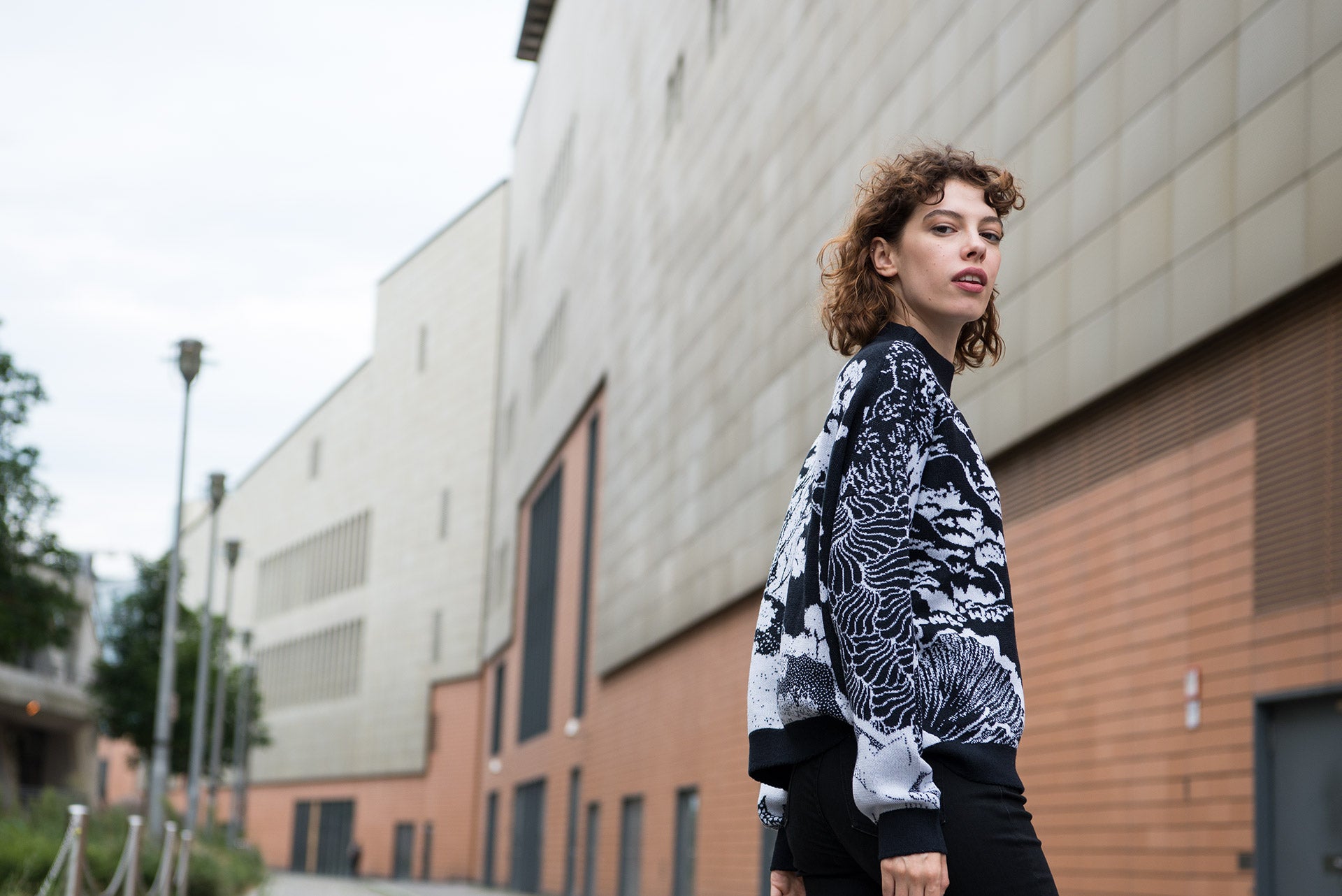 Wool sweater Japan white black